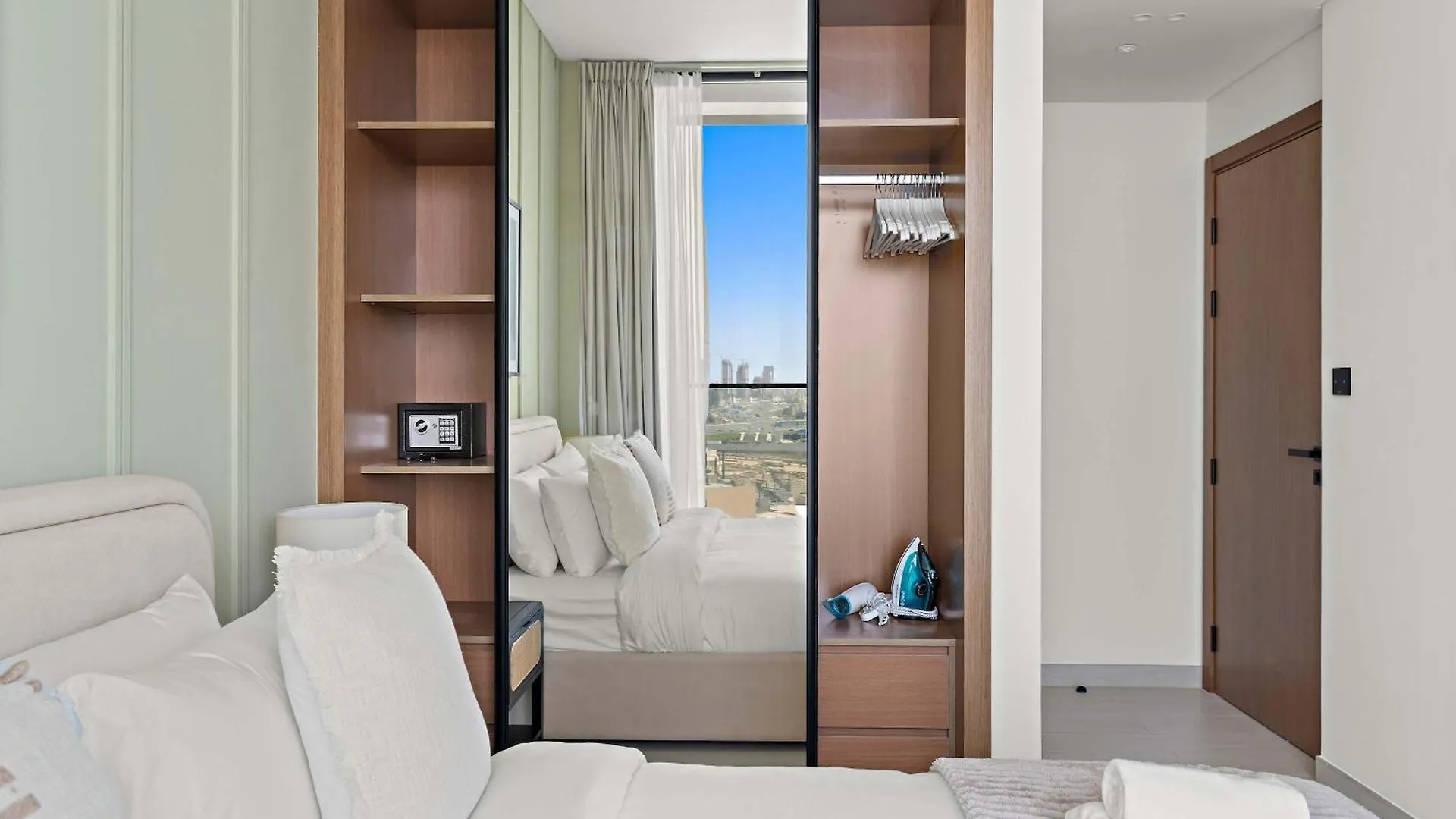 Apartment Silkhaus Premier 1Br In Binghatti Venus Near Jvc Dubai United Arab Emirates